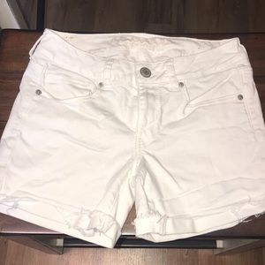 Women’s American Eagle Midi Shorts Size 6